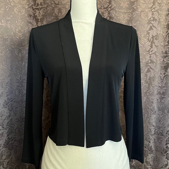 Calvin Klein Black Shrug 95% Poly 5% Spandex Size Large - Picture 3 of 9